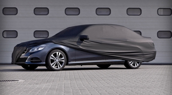 Telo copriauto Ronin: proteggi la tua auto in ogni occasione