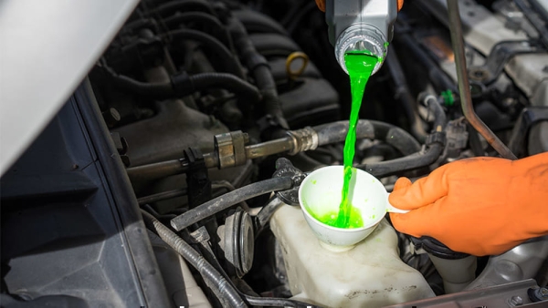 La guida completa alla scelta del liquido radiatore