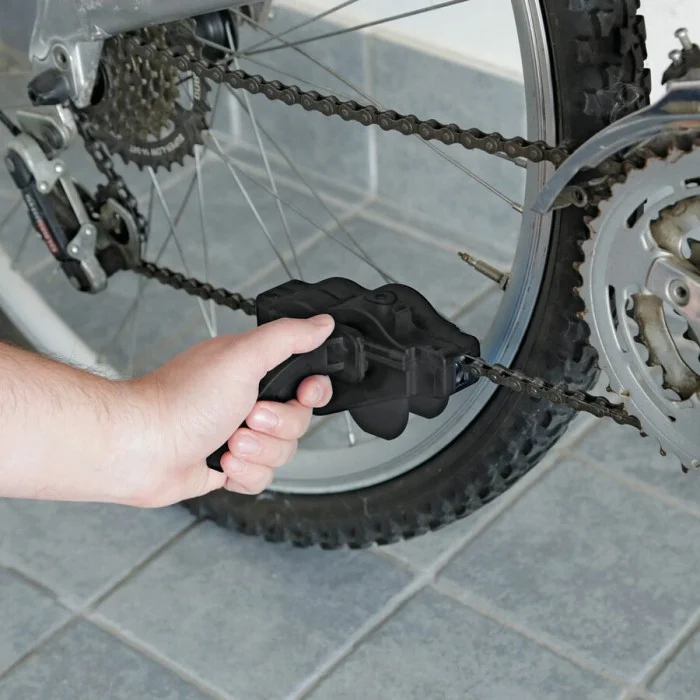 Set pulizia catena Chain cleaner - LAMPA