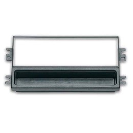 Installazione Mascherina 1 din Kia Sportage 2001>2004 Kia Sportage 2001 > 2004 - PHONOCAR